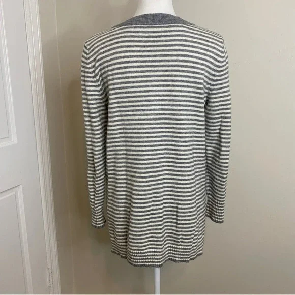 by Anthropologie Grey Stripe Serena Soft Knit Button V Neck Sweater XS - Picture 8 of 12
